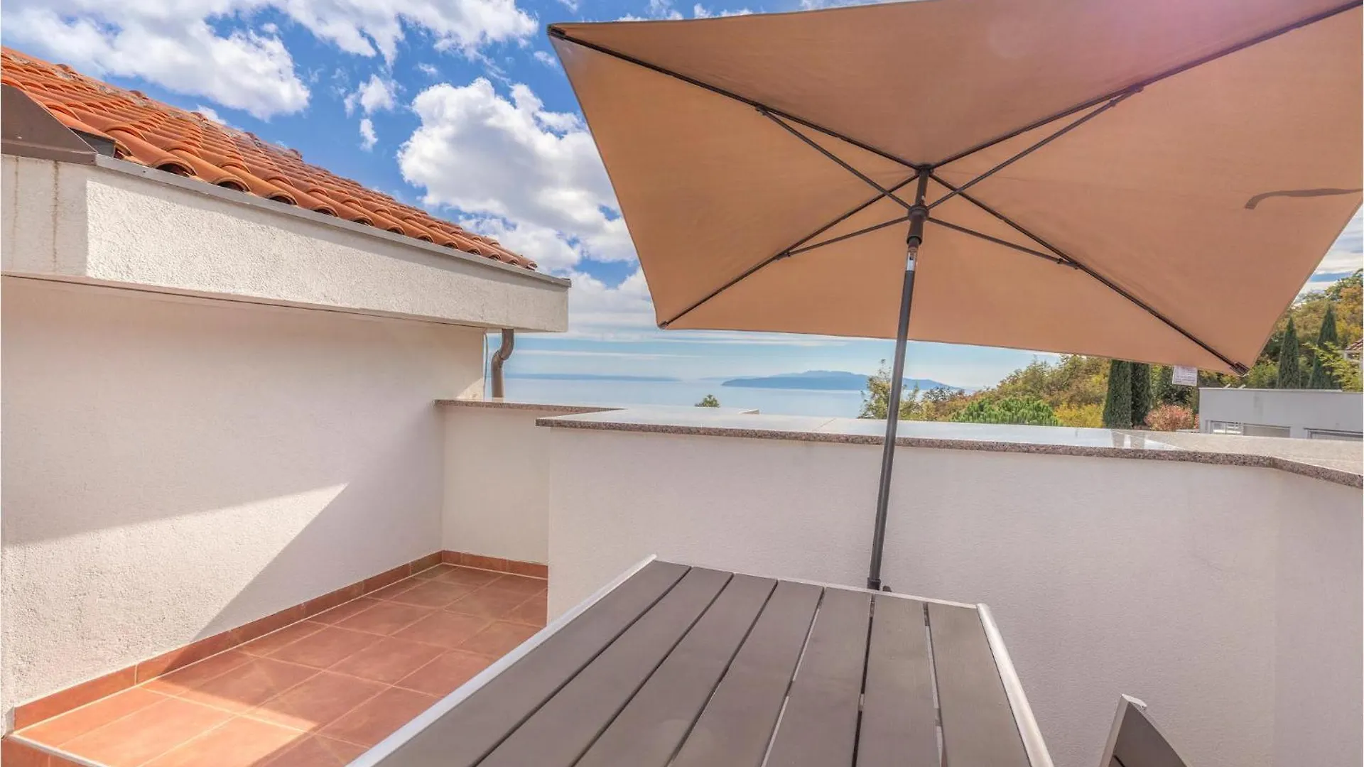 Nice Home In Veprinac With Kitchen